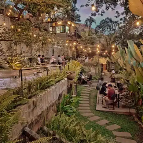 Menu Andalan di Cafe 24 Jam yang Wajib Kamu Coba