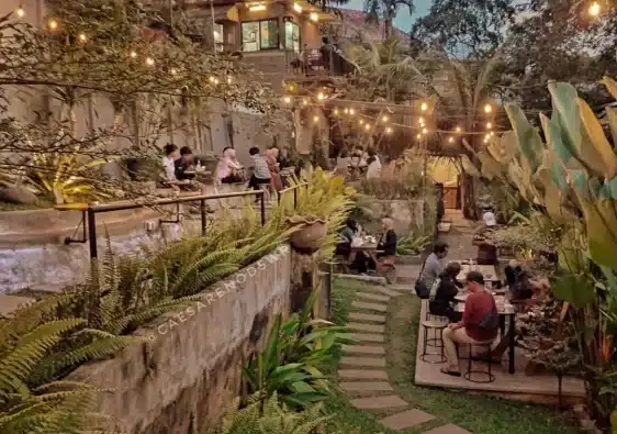 daftar cafe 24 jam