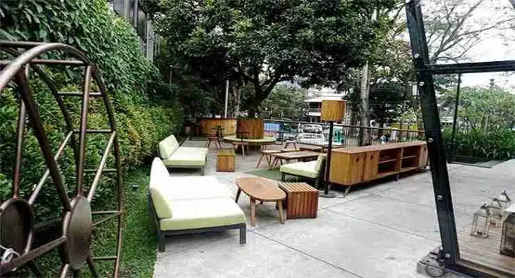cafe di antapani bandung